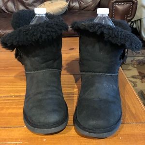 Ugg Australia women’s bailey button boots sz 6